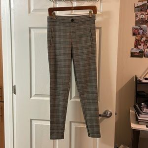 Zara pants size medium. Wore once!